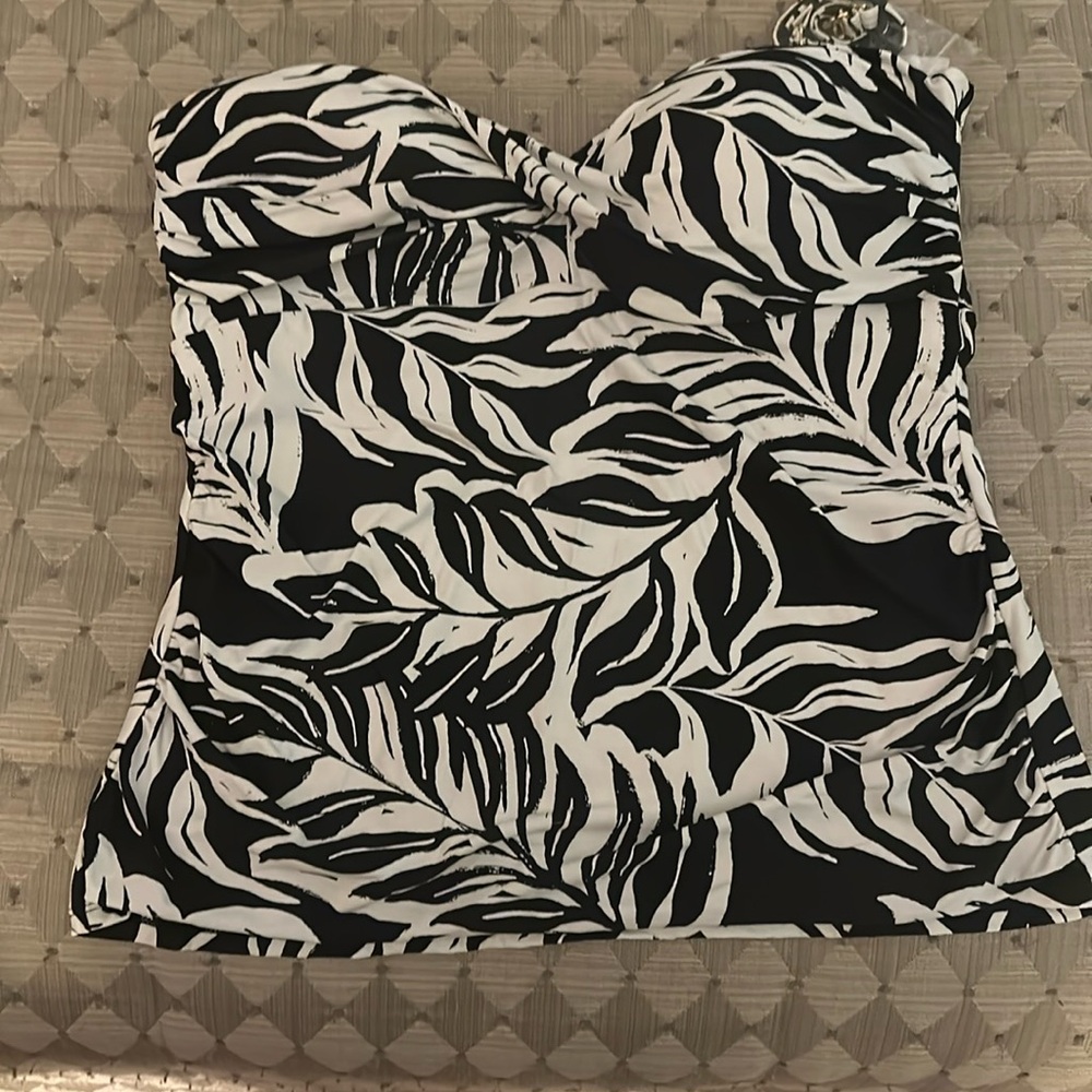 NWT Tankini Top black and white XL
